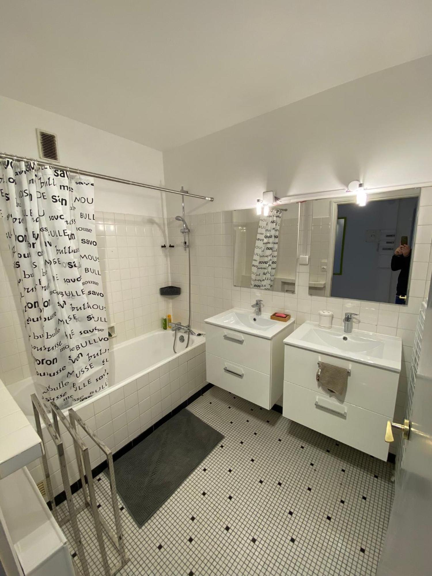 Appartement Jusqu'A 6 Couchages Le Mans Ngoại thất bức ảnh