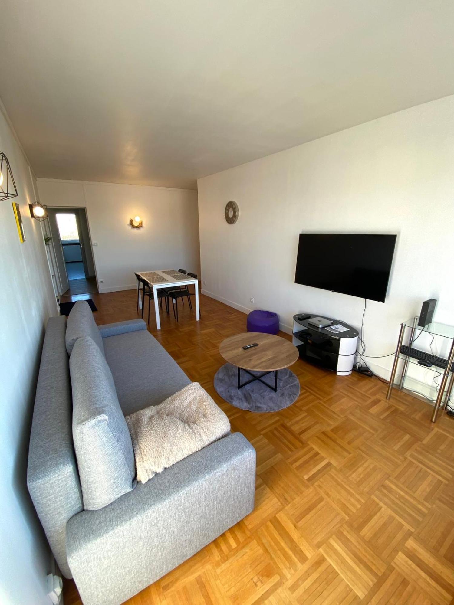 Appartement Jusqu'A 6 Couchages Le Mans Ngoại thất bức ảnh